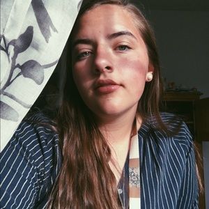 Meet your Posher, Delanie